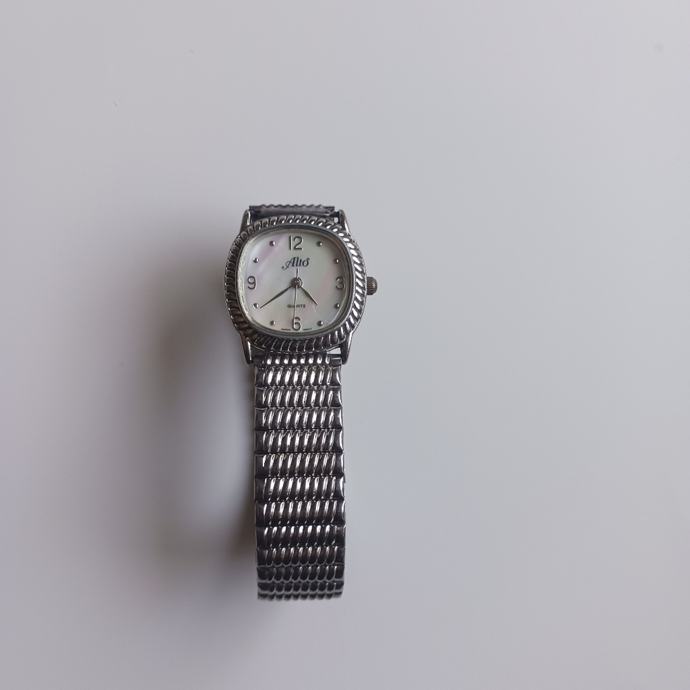 Alto watch